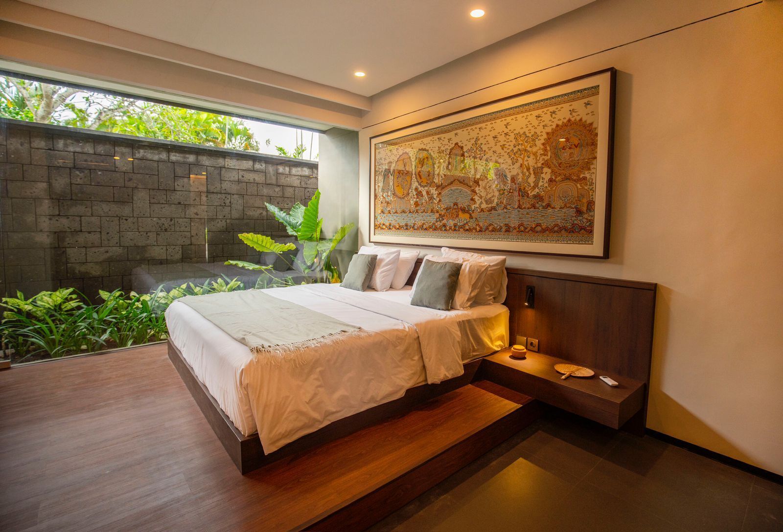 Villa, 2 Bedrooms, Private Pool, Garden View | Minibar, in-room safe, desk, laptop workspace