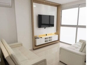 Living area - Apt close to the Sea, Historic Center and Las Americas. (Cartagena)