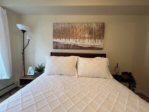 1 soverom, strykejern/-brett, wi-fi og sengetøy