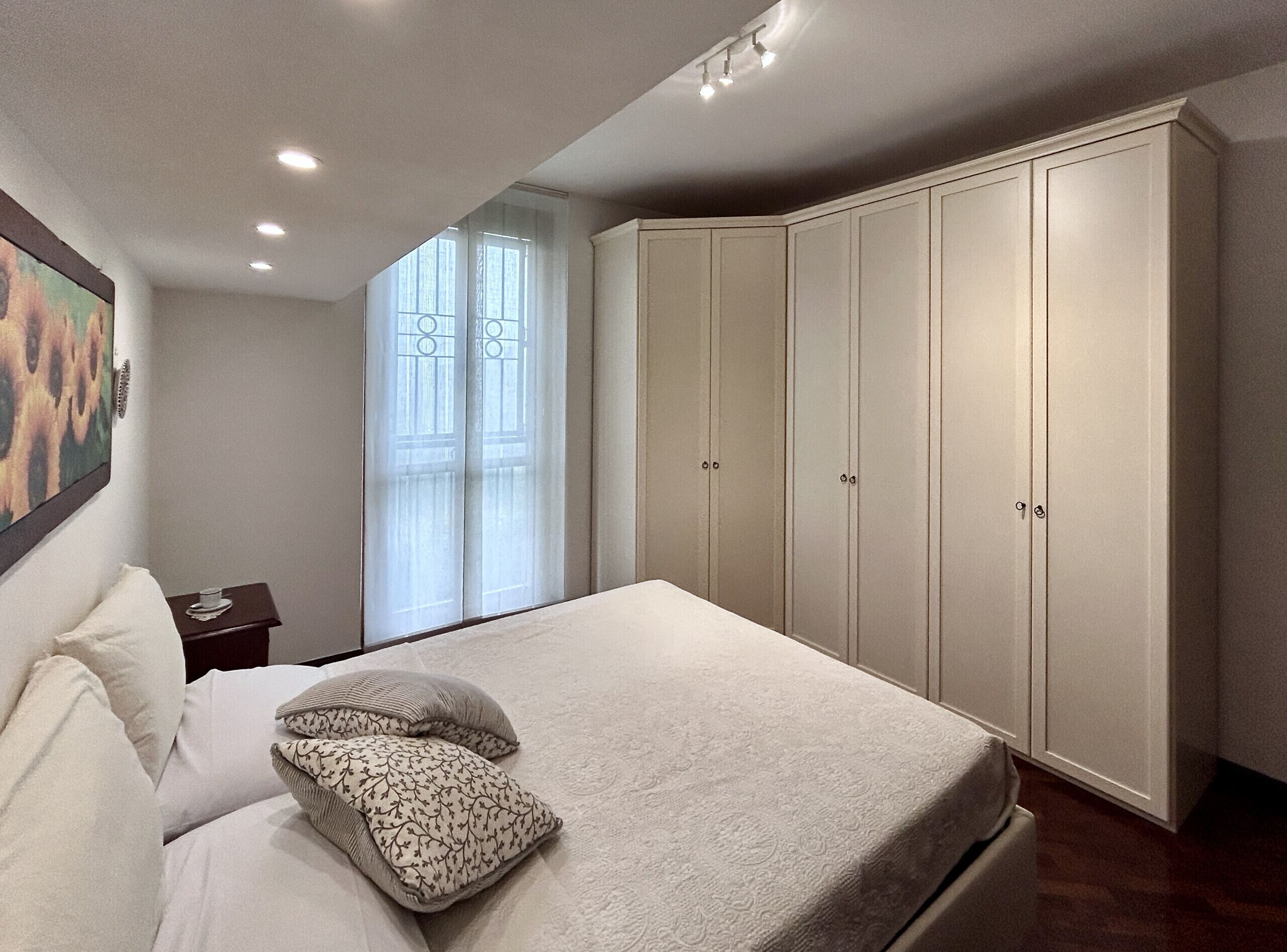 2 camere, ferro/asse da stiro, Wi-Fi gratuito, lenzuola