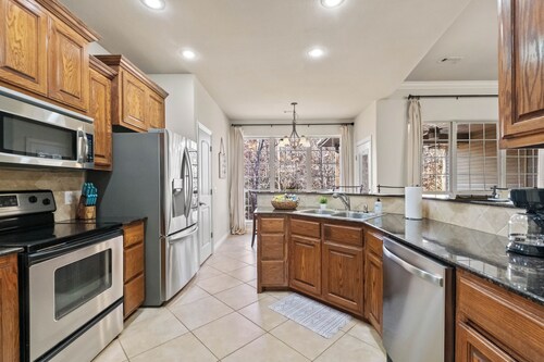 Mulligan Manor: Golf - Bike - Play - Private Hot Tub - Pet Friendly