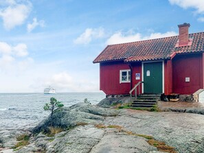 Exterior - 4 Person Holiday Home in Hallstavik (Hallstavik)