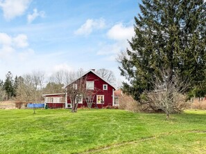 Exterior - 4 Person Holiday Home in Hallstavik (Hallstavik)