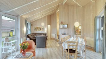 House | Dining