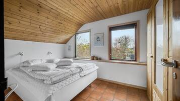 2 bedrooms, free WiFi