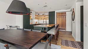 Dining - Lux Mountainside 2 Bed Mountainside Condo (Stowe)