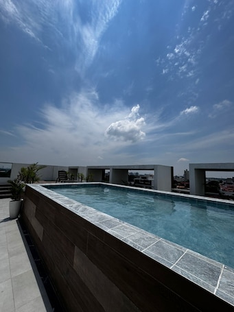 Pool. Menacho Apartment - Mangales Blue - Norte