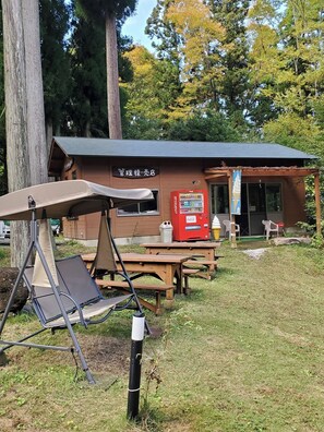 Outdoor dining - Cottage Capacity 10 people / Aso District Kumamoto (Aso District)
