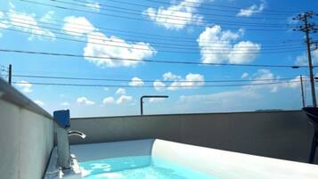 屋外スパ浴槽