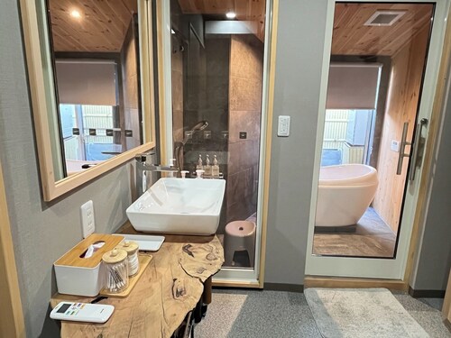 Entire building available for rent WiFi availab / Komoro Nagano