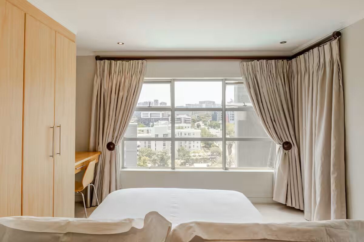 1 chambre, bureau, fer et planche à repasser, Wi-Fi