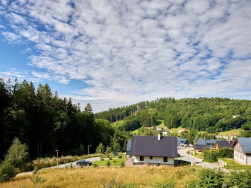 Nuage, Ciel, Plante, Paysage Naturel, Montagnes, Lot Terre, Arbre, BĂątiment, Maison, Herbe