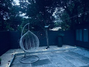 Property grounds - House - Sleeps 6, Hot-tub & Free Parking (Skelmersdale)