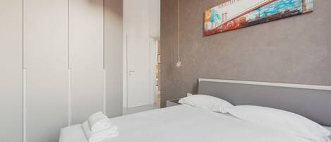 2 chambres, fer et planche Ă repasser, Wi-Fi, draps fournis