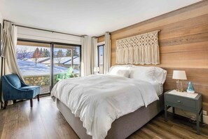 3 chambres, bureau, fer et planche à repasser, accès au Wi-Fi (inclus)
