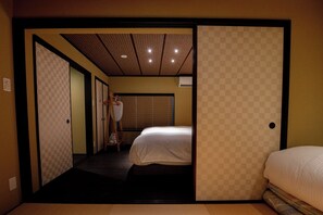 2 Schlafzimmer, Schreibtisch, Bügeleisen/Bügelbrett, kostenloses WLAN
