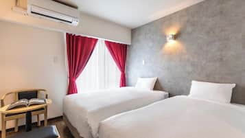 1 室のベッドルーム、デスク、WiFi (無料)、ベッドシーツ