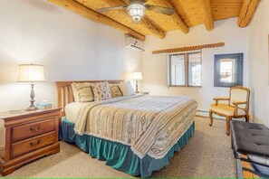 4 chambres, fer et planche à repasser, Wi-Fi, draps fournis