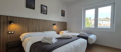 3 chambres, fer et planche Ă repasser, accĂšs au Wi-Fi (inclus)