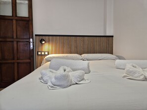 3 Schlafzimmer, Bügeleisen/Bügelbrett, kostenloses WLAN, Bettwäsche