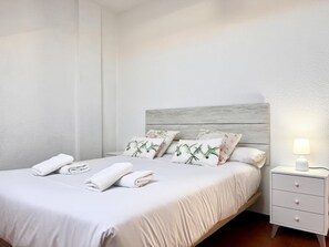 2 Schlafzimmer, Bügeleisen/Bügelbrett, Internetzugang, Bettwäsche