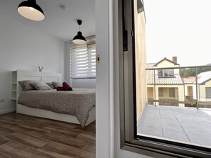 3 chambres, fer et planche à repasser, accès Internet, draps fournis