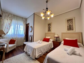 4 habitaciones, internet y ropa de cama 