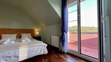 4 chambres, accès Internet, draps fournis