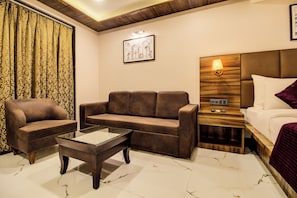 Luxury Double Room, Valley View