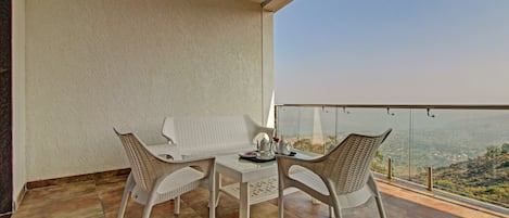 Luxury Double Room, Valley View | Balcony