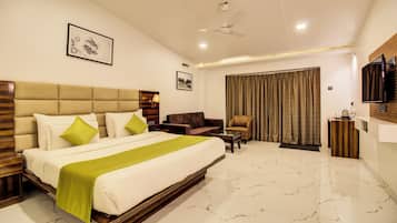 Luxury Double Room, Valley View | Premium bedding, minibar, desk, laptop workspace