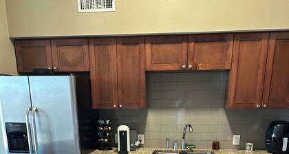 Chic 1-bedroom with AC and WiFi in marvelous Fort Worth , Tex close to downtown