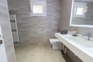 Shower, soap, shampoo