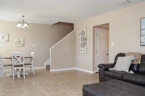 Townhome, Multiple Beds (The Palms 13B) | Living area