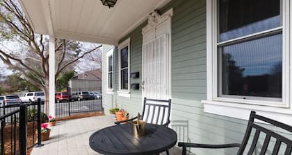Charming 2-bedroom apartment in tranquil Vallejo with WiFi