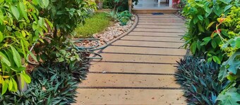 Charming City Center Villa / King Size Beds / Spacious Garden / NRI Friendly 