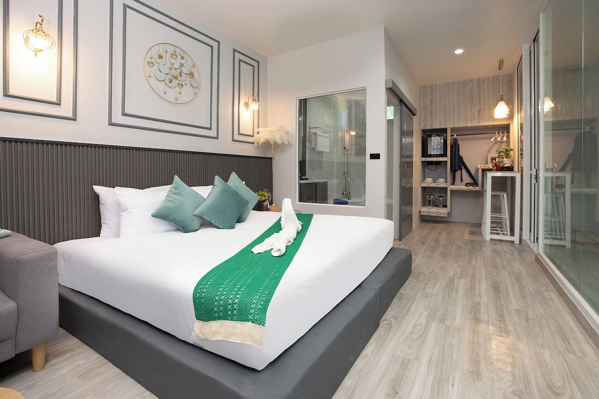 Junior-Doppel- oder -Zweibettzimmer