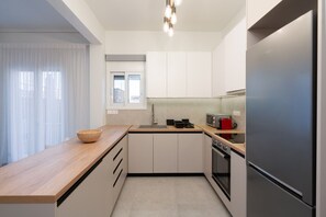 Fridge, microwave, oven, dishwasher