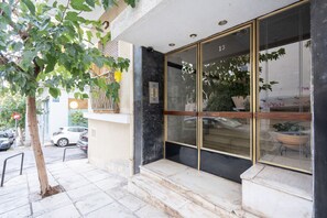Exterior detail - LIV - Captivating Apartment in Pagrati (Athens)
