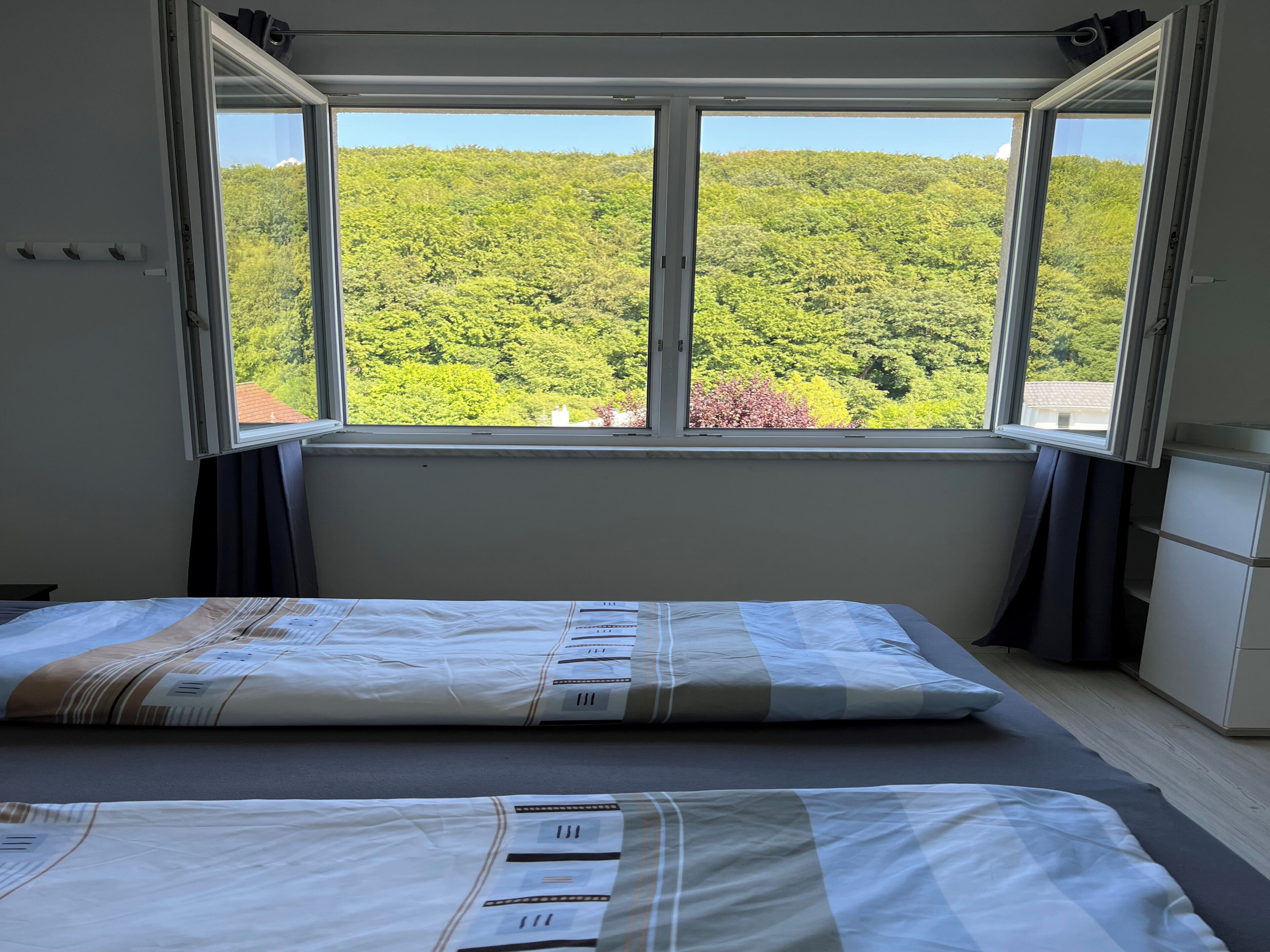 2 dormitorios y Internet