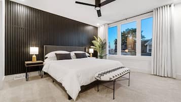 3 bedrooms, desk, iron/ironing board, travel crib