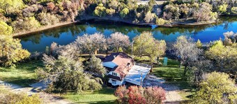 Luxurious Event-Friendly 6BR 3B Villa with Hot Tub