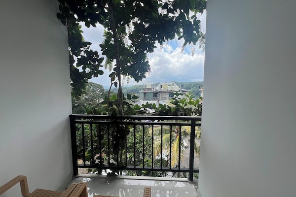 Deluxe Double Room, Balcony, Lake View | Balcony view