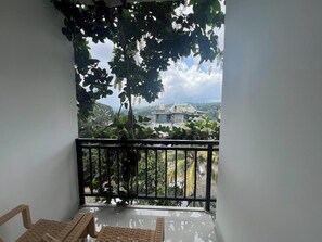 Deluxe Double Room, Balcony, Lake View | Balcony view