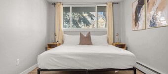 The Abstract | 3 Bedroom Suite Downtown! Sleeps 8