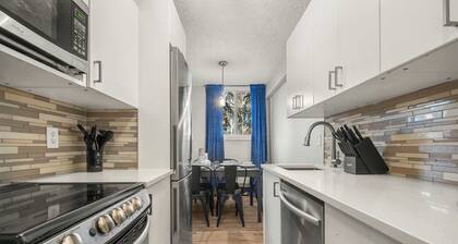 The Abstract | 3BR Condo Near 17th Ave & Stampede!