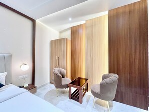 Sengetøy av topp kvalitet, skrivebord og skrivebord for bærbar PC