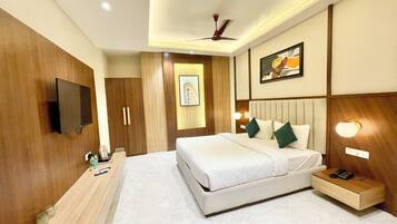 Ropa de cama de alta calidad y escritorio