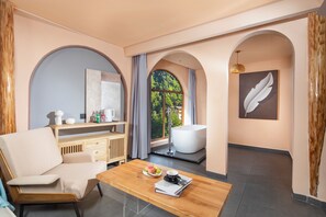 Economy Single Room, Non Smoking, Mountain View | Free WiFi - Sanchunli Ji Garden Meisu (Qiandongnan)