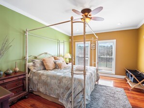 7 bedrooms, free WiFi, bed sheets - Generations Cove - Welcome to your perfect lakefront getaway! (Cullman)